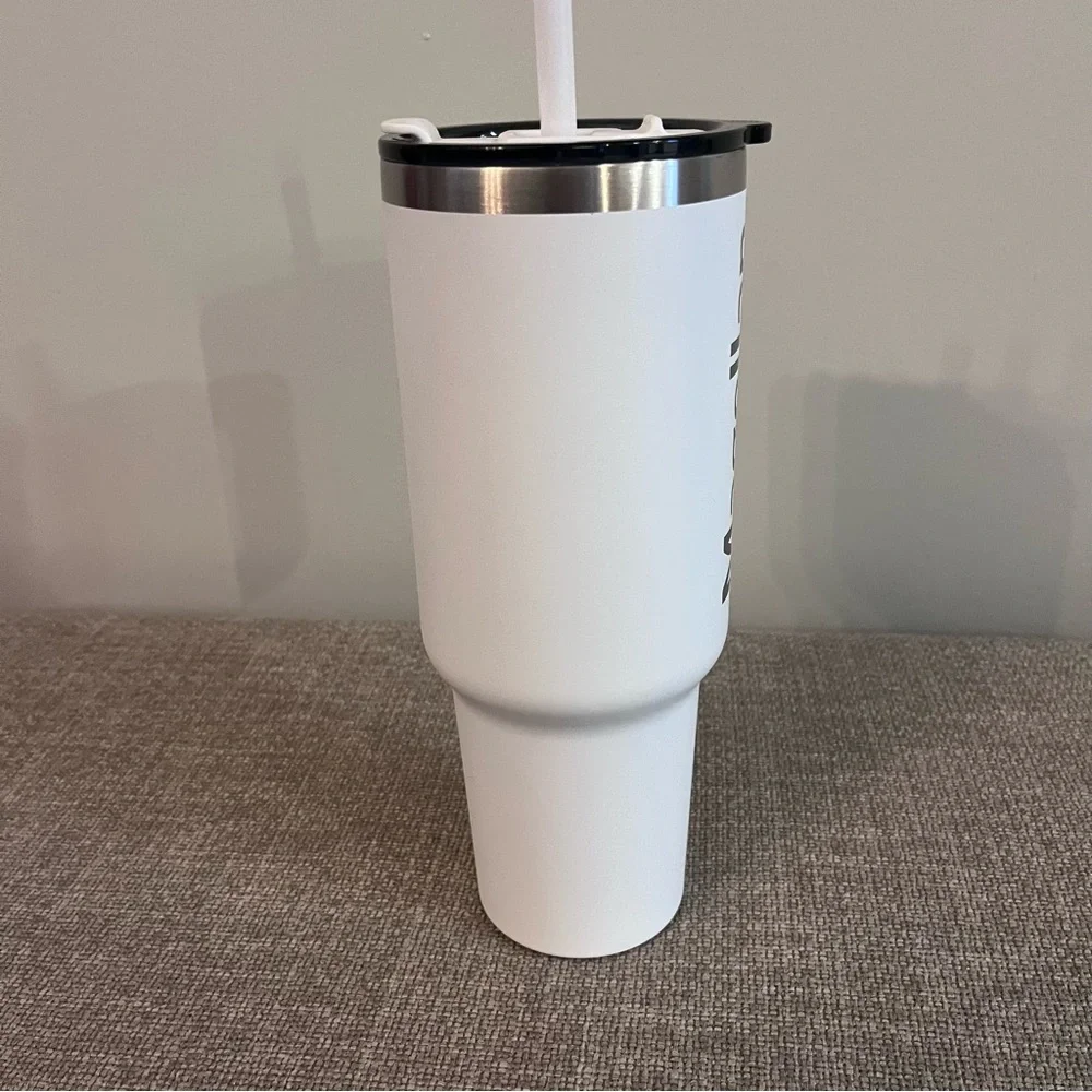 New Magellan Health White Metal Stainless Steel Handled Tumbler Cup w/ Straw